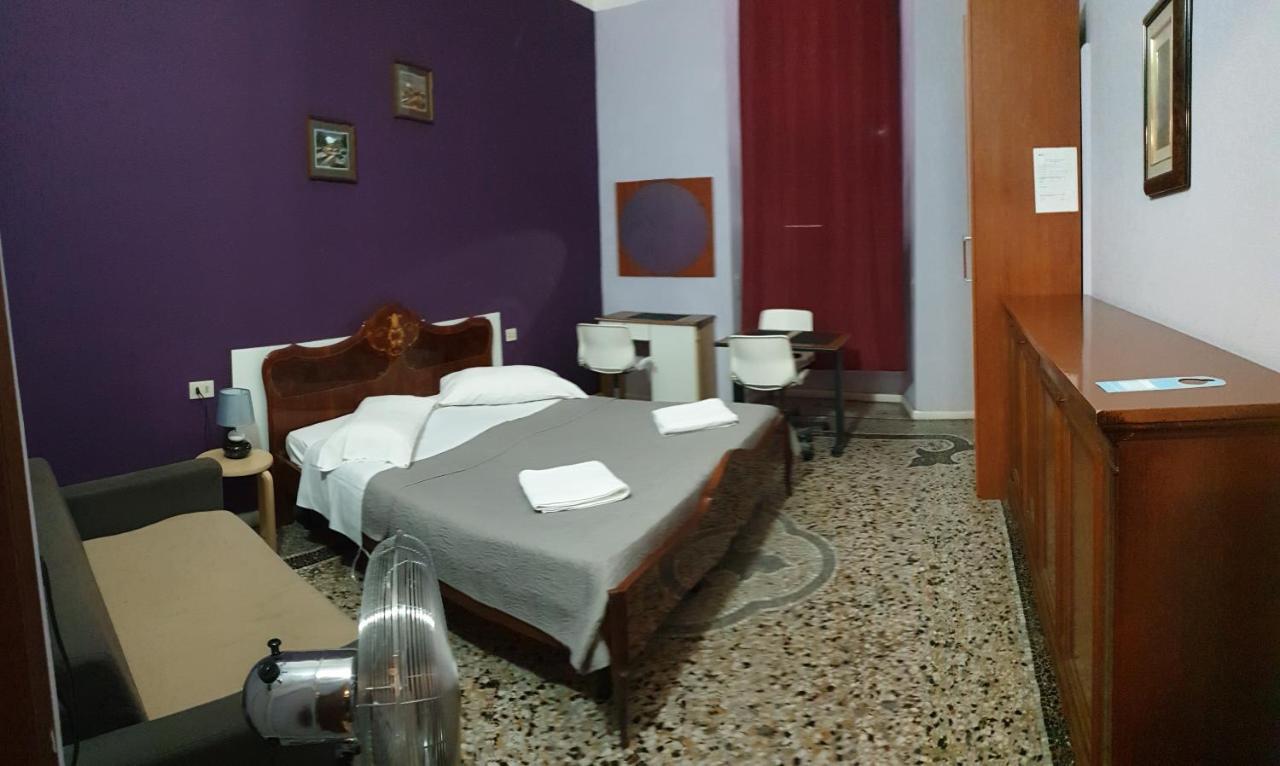 Guesthouse Ava Roma Bagian luar foto