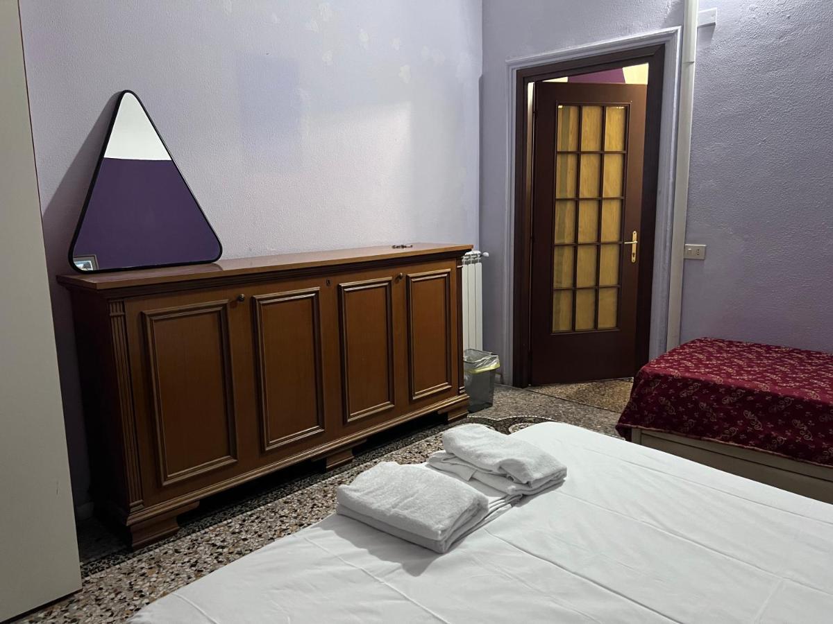 Guesthouse Ava Roma Bagian luar foto